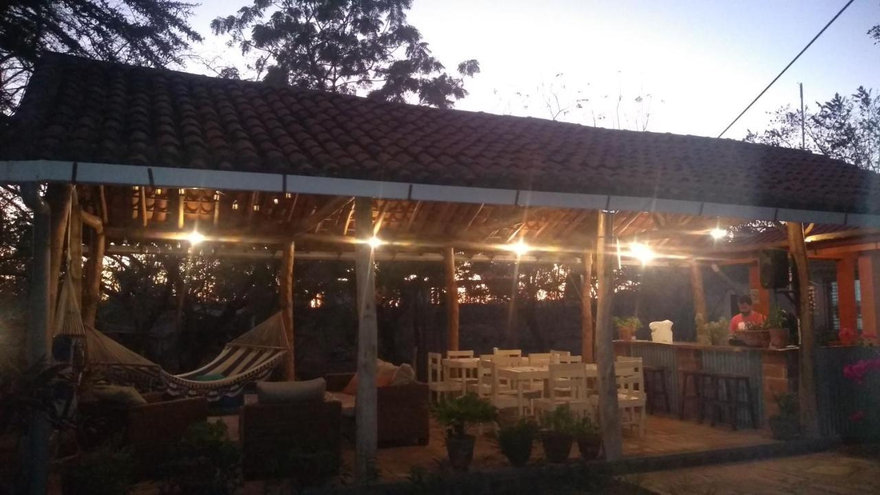 Casa Todo Bueno Bed & Breakfast Transito ภายนอก รูปภาพ